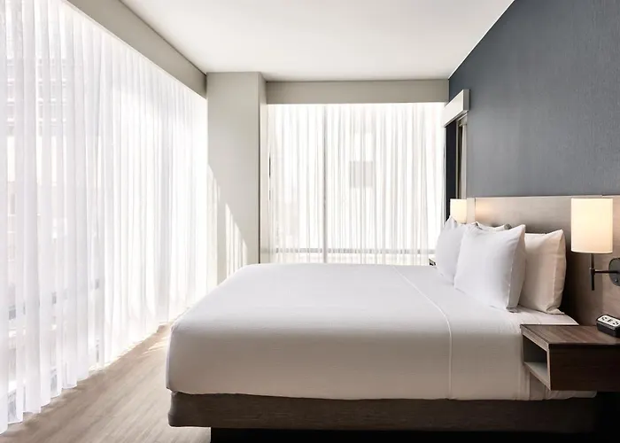 Hyatt Place Phoenix/downtown Hotel 3*