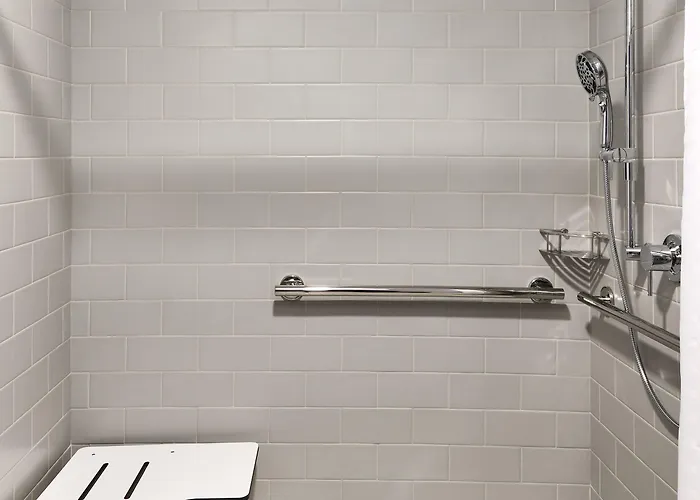Hyatt Place Phoenix/downtown 3*